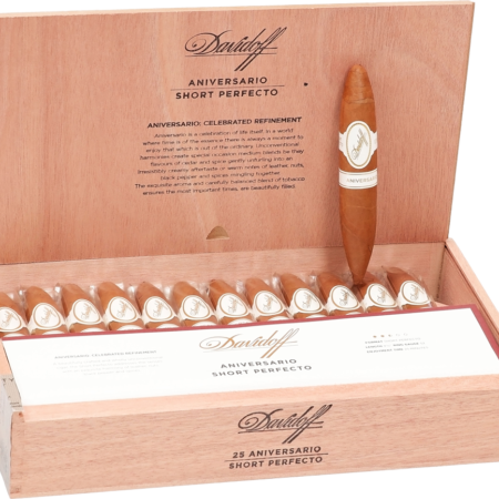 Davidoff | Aniversario Short Perfecto